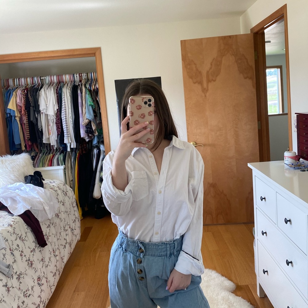 White button down blouse - Picture 3 of 7